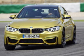 Tapeta BMW M4 Coupe 2015 89