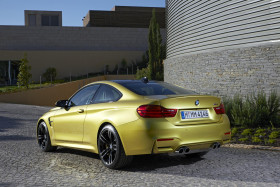 Tapeta BMW M4 Coupe 2015 91