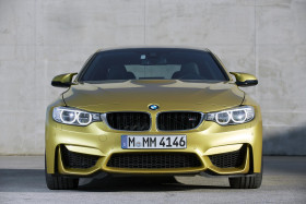 Tapeta BMW M4 Coupe 2015 98