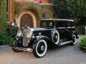 Tapeta Cadillac V16 452 Armored Imperial Sedan by Fleetwood '1930.jpg