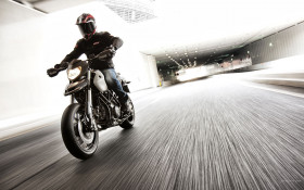 Tapeta Ducati_Hypermotard_796_2010_27_1440x900.jpg