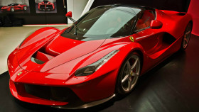 Tapeta Ferrari auto 125