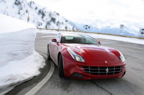 Tapeta Ferrari FF (3).jpg