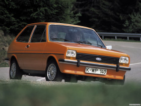 Tapeta Ford Fiesta (MkI) '1976–83.jpg