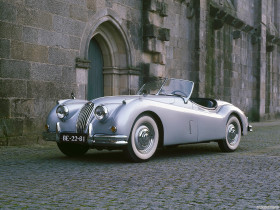 Tapeta Jaguar XK140 Roadster '1954–57.jpg