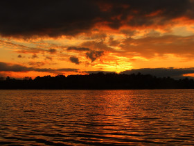 Tapeta Jezioro słońca