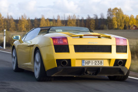 Tapeta lambo03.jpg