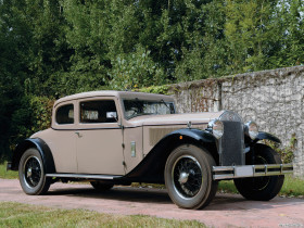 Tapeta Lancia Dilambda '1928–33.jpg