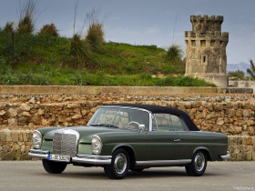 Tapeta Mercedes-Benz 220SE Cabriolet (W111 W112) '1963–65.jpg