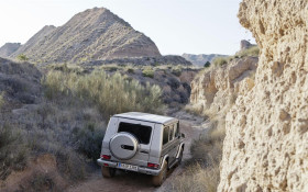 Tapeta Mercedes Benz G, B Class AMG 49