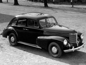 Tapeta Opel Kapitan '1948–50.jpg