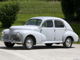 Tapeta Peugeot 203 '1948–60.jpg