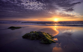 Tapeta Plaża i słońce nad morzem